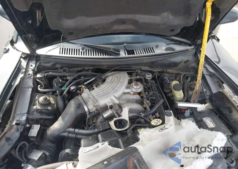 2001 Ford Mustang Gt z USA, uszkodzony, nr VIN 1FAFP42X21F220879